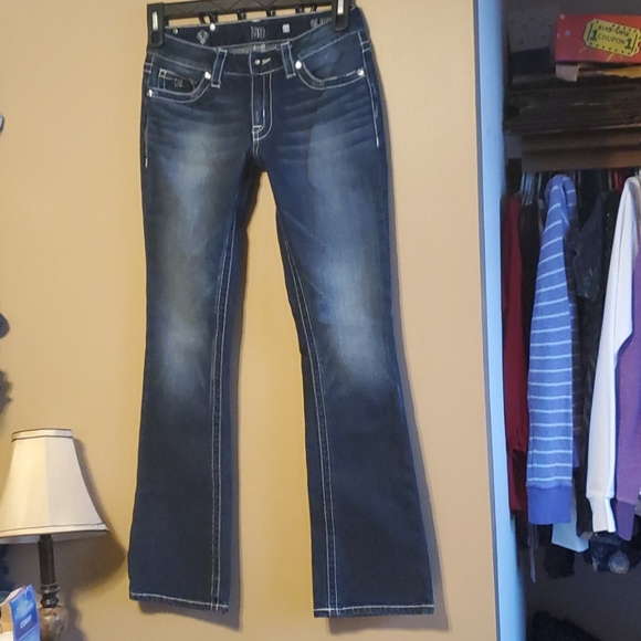 D9 Jeans - Picture 6 of 15